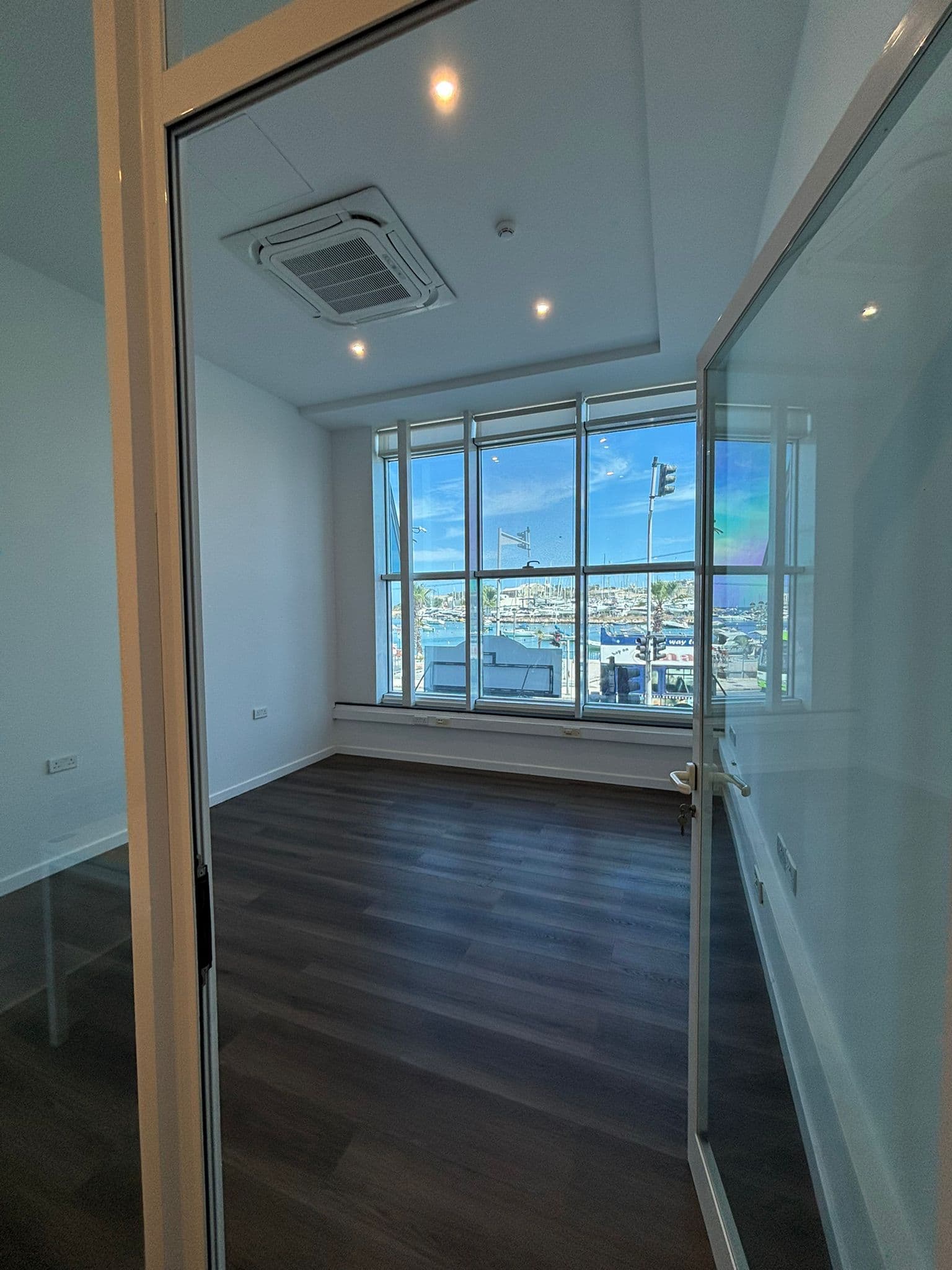 Office in Gzira - thumbnail 3
