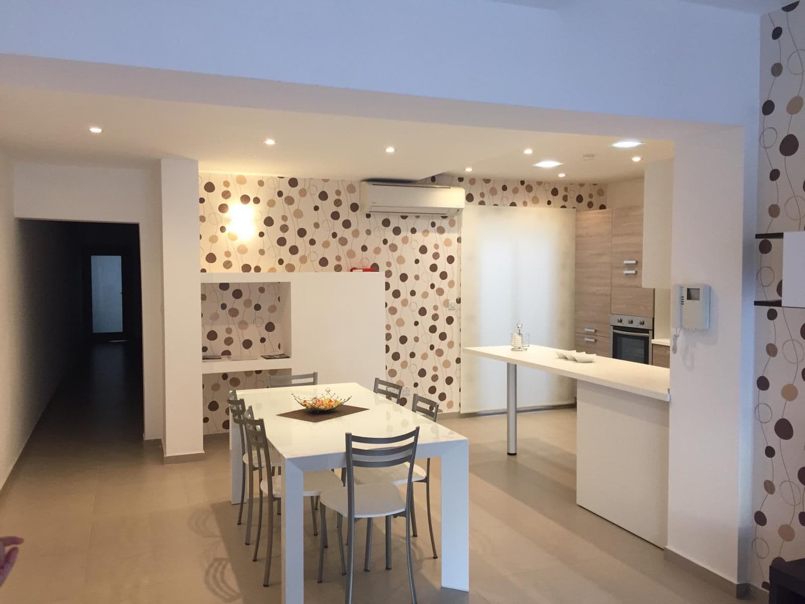 Apartment in Gzira - Photo 1 of 10