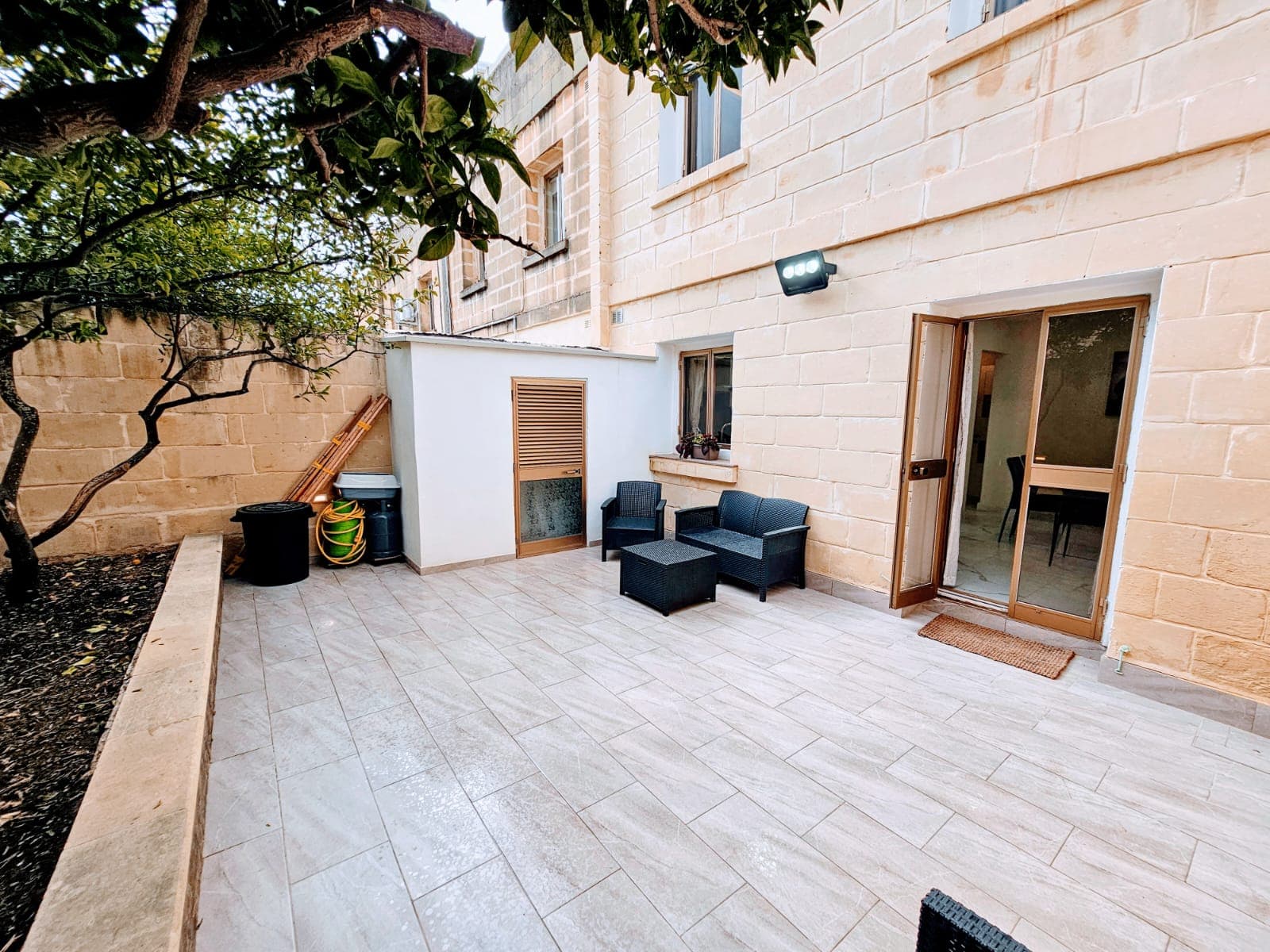 House in Santa Lucia - thumbnail 5