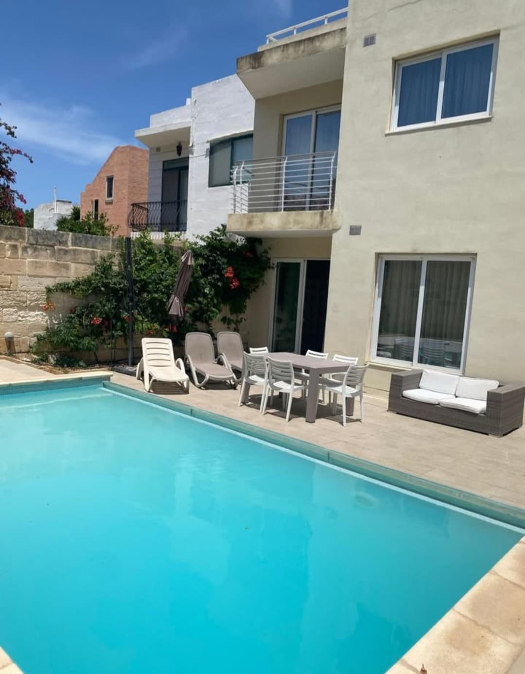 House in St. Julians - thumbnail 2