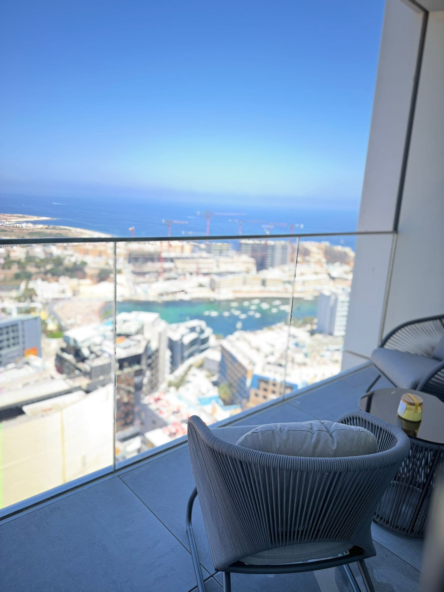 Apartment in St. Julians - thumbnail 2