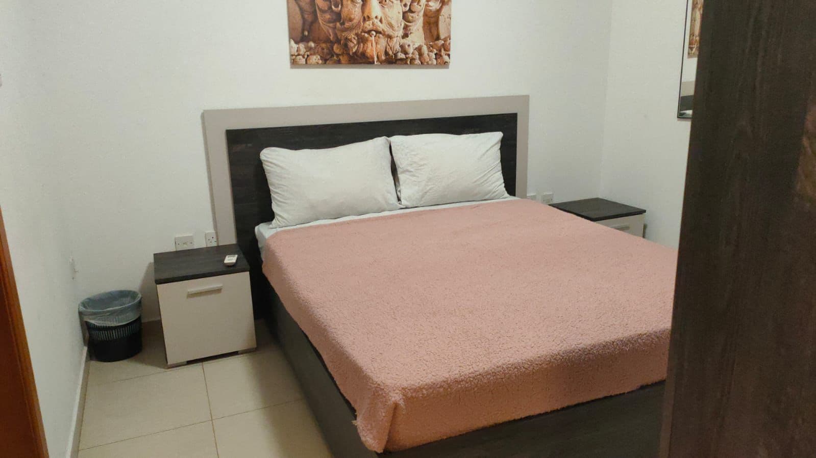 Room in Sliema - thumbnail 3