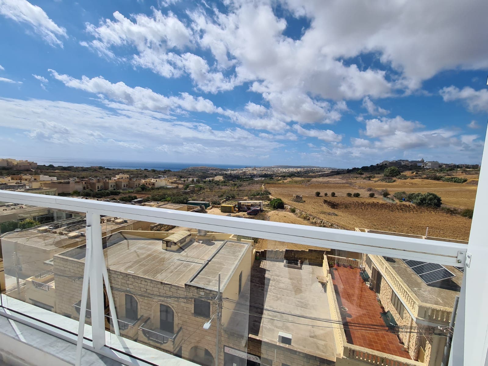 Apartment in Qala - Photo 1 of 8