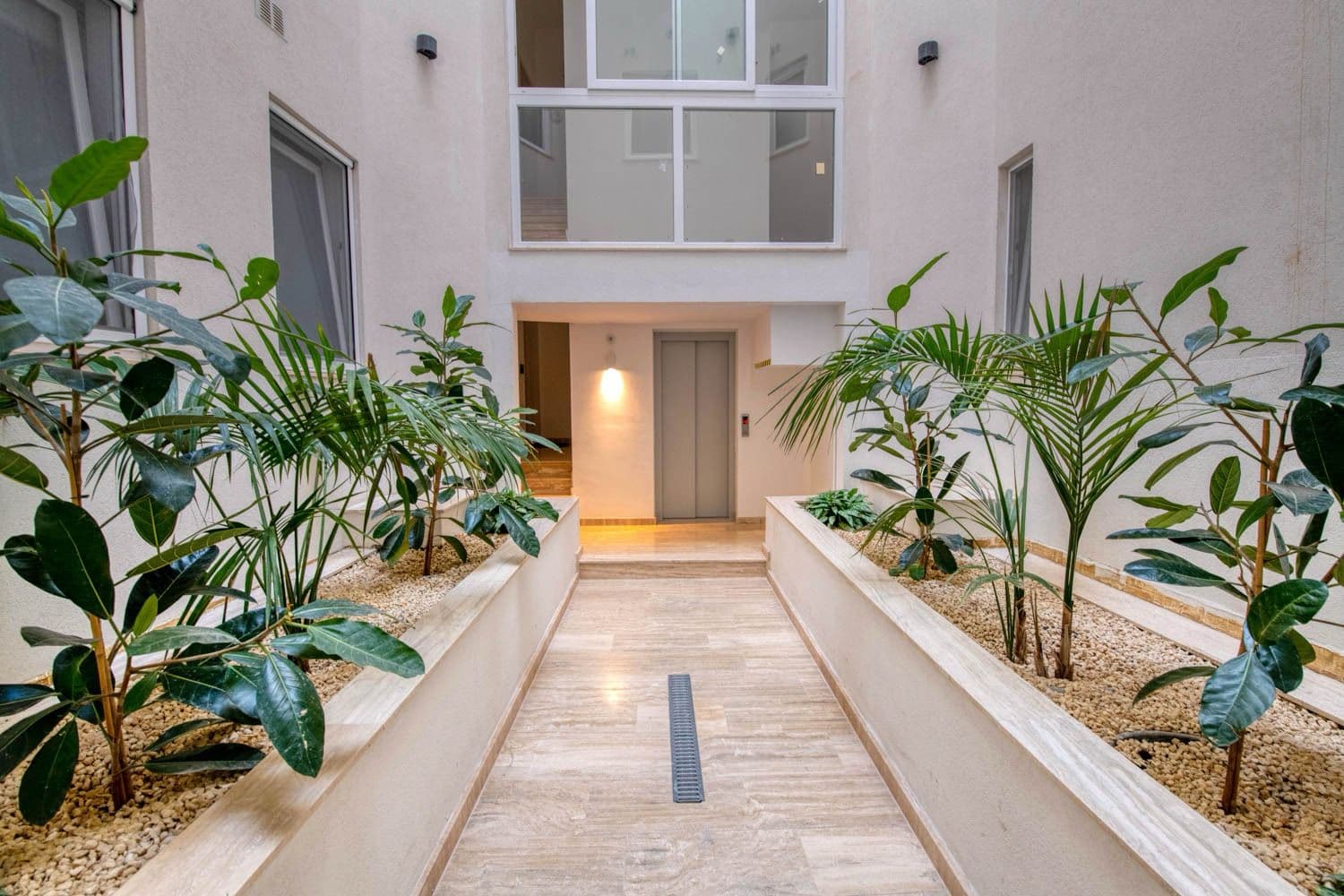 Penthouse in St. Julians - thumbnail 27
