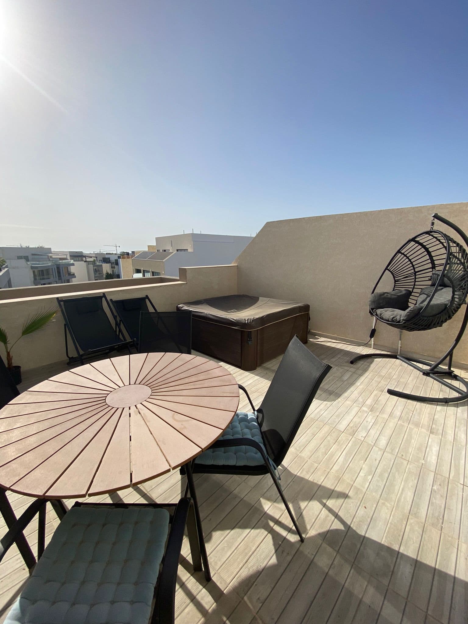 Penthouse in Swieqi - Photo 1 of 16