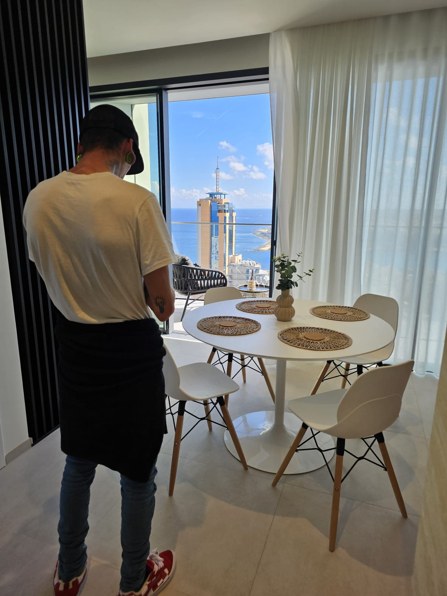 Apartment in St. Julians - thumbnail 2