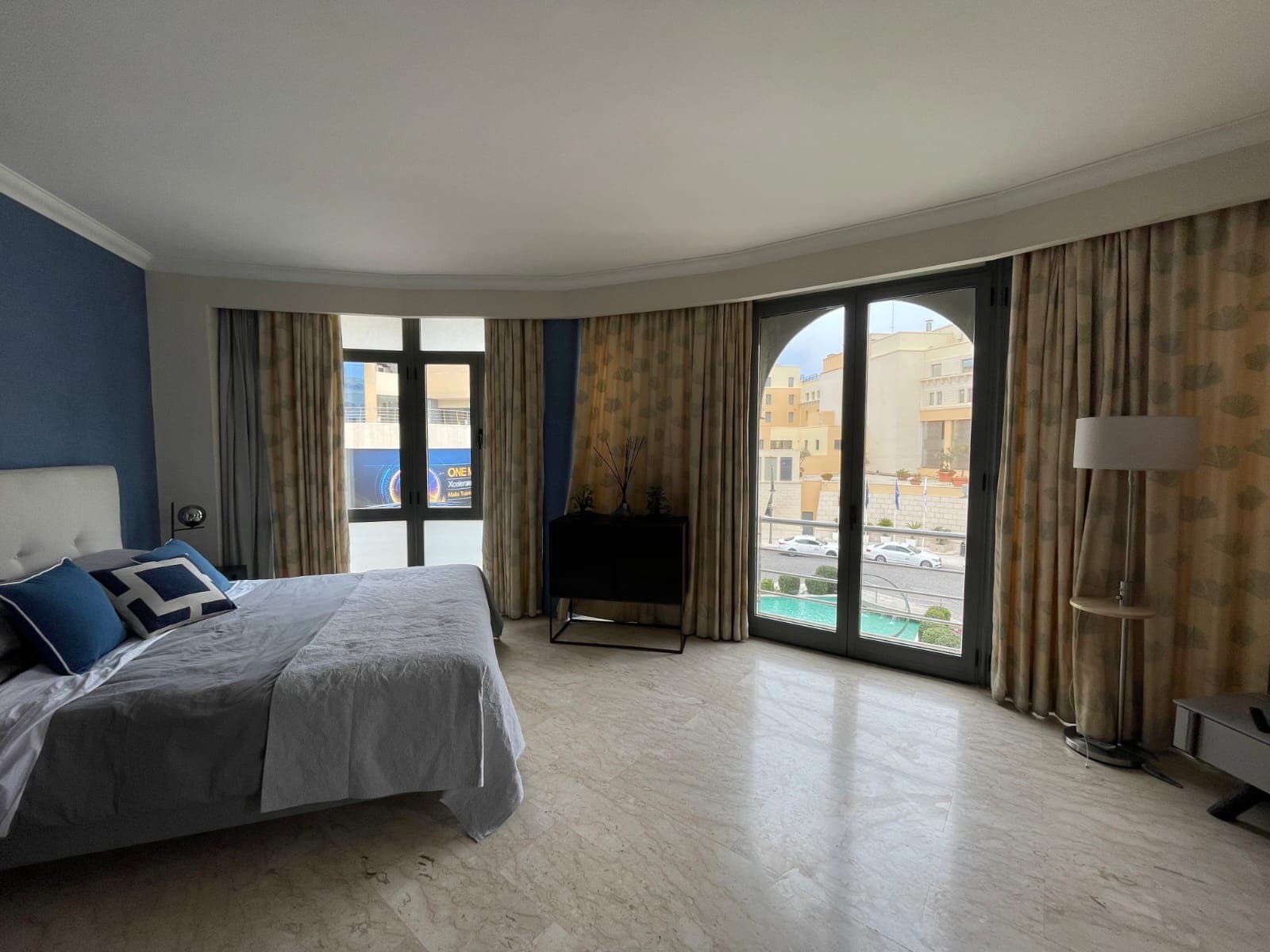 Apartment facing the Marina in Portomaso - thumbnail 17