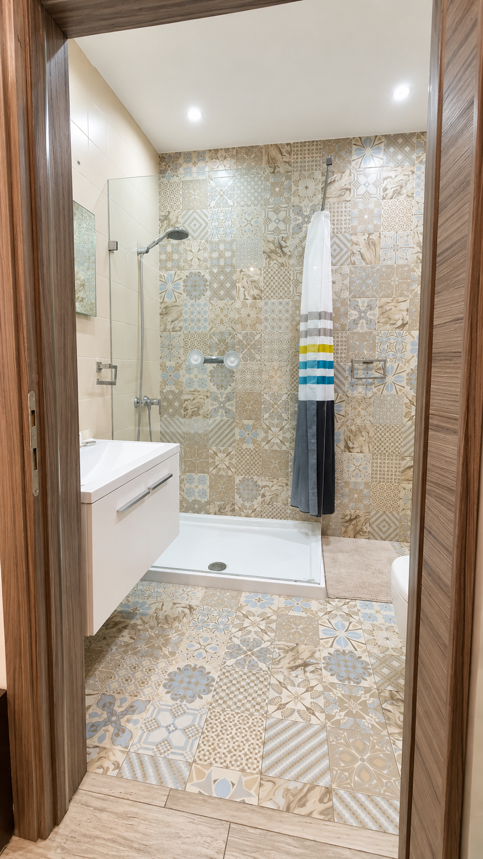 Two Bedroom Apartment with Sea Views in San Gwann - thumbnail 15