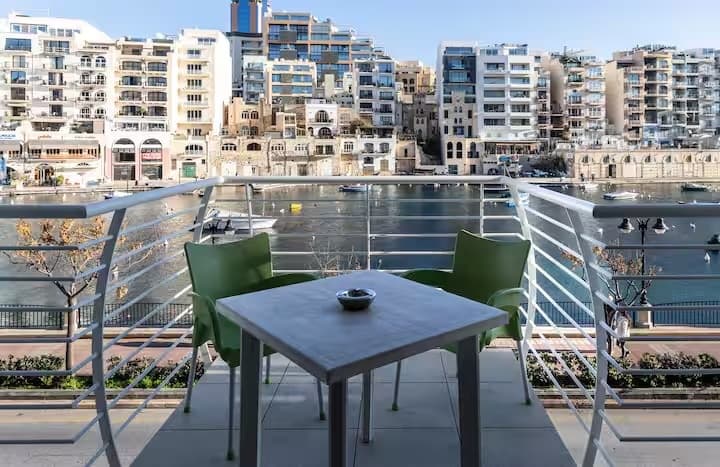 Townhouse in St Julians - thumbnail 8
