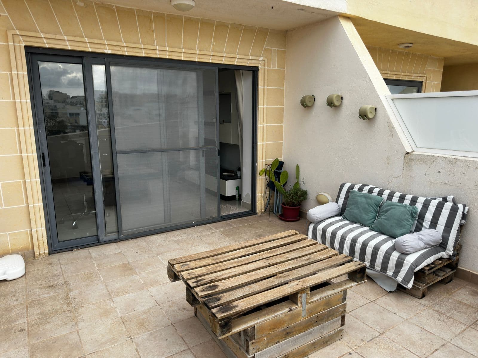Penthouse in Sliema - thumbnail 2