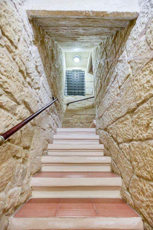 Townhouse in Valletta - thumbnail 11