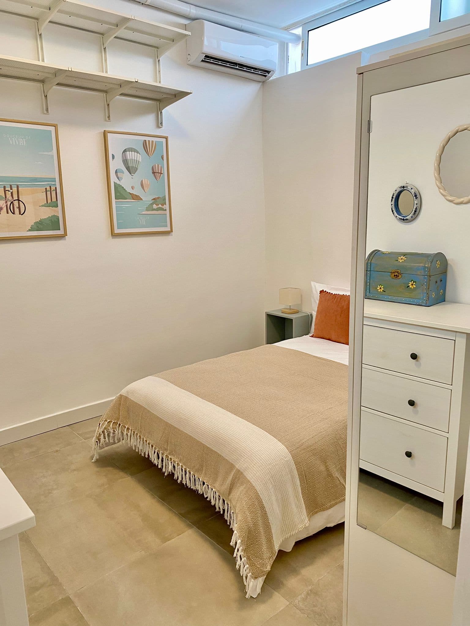 Two Bedroom Maisonette with a Private Roof in Birkirkara  - thumbnail 7