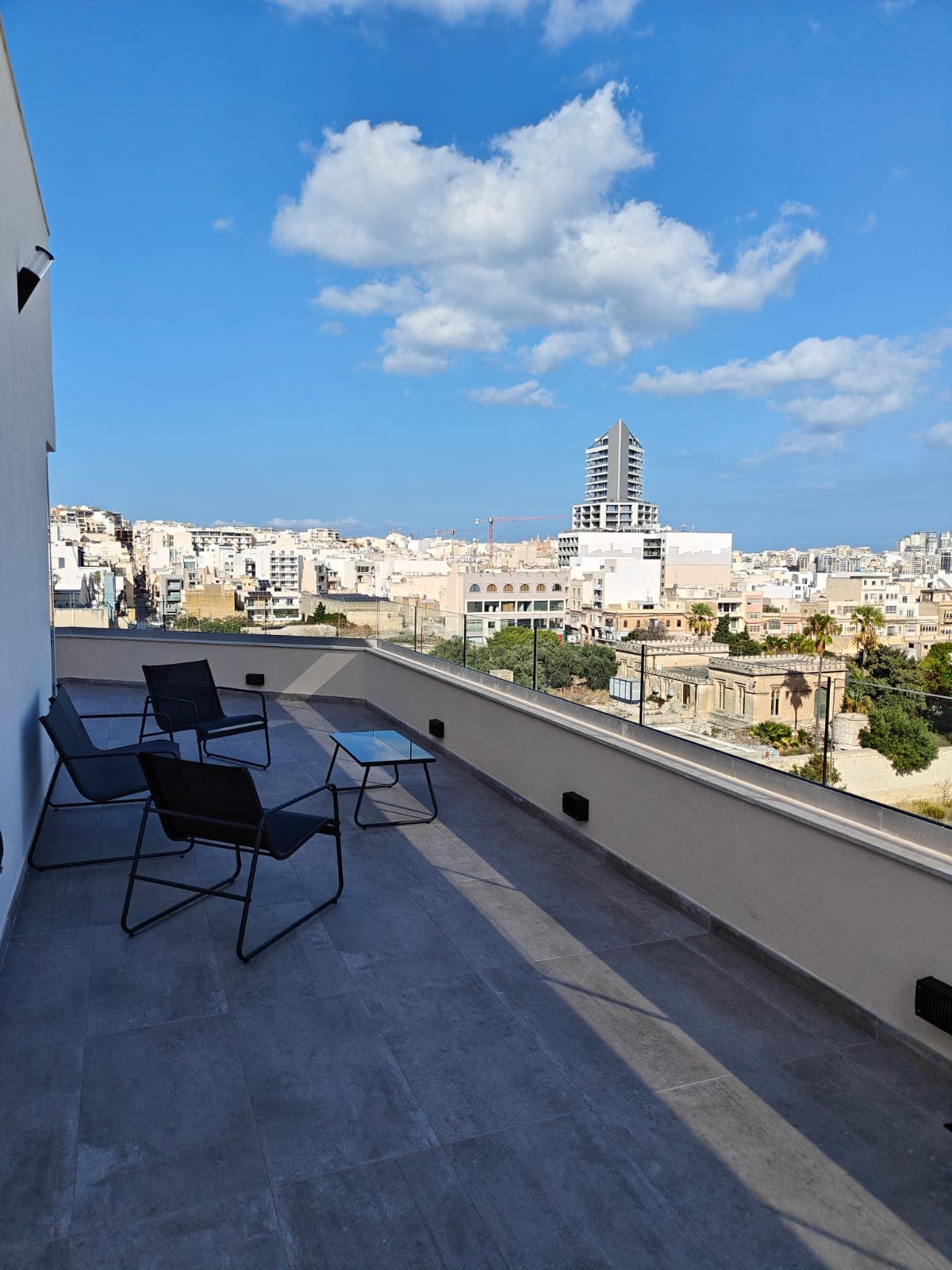 Penthouse in Gzira - Photo 1 of 15