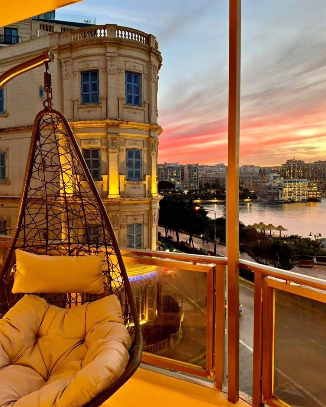 Apartment in Sliema - Photo 1 of 10