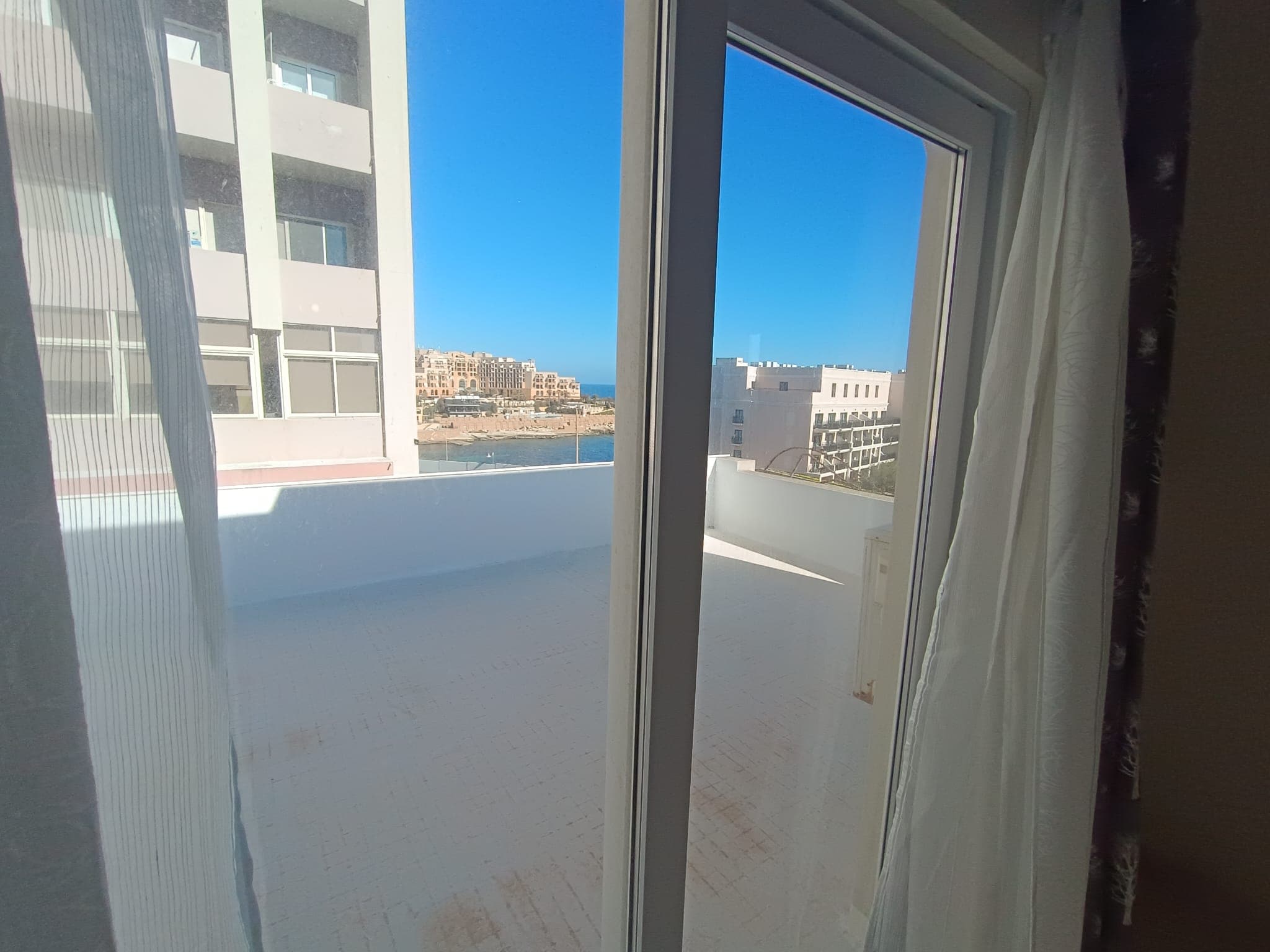 Apartment in St Julians - Photo 1 of 16