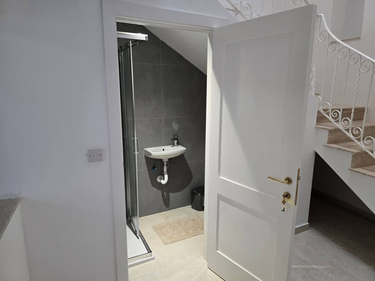 Townhouse in Sliema - thumbnail 17