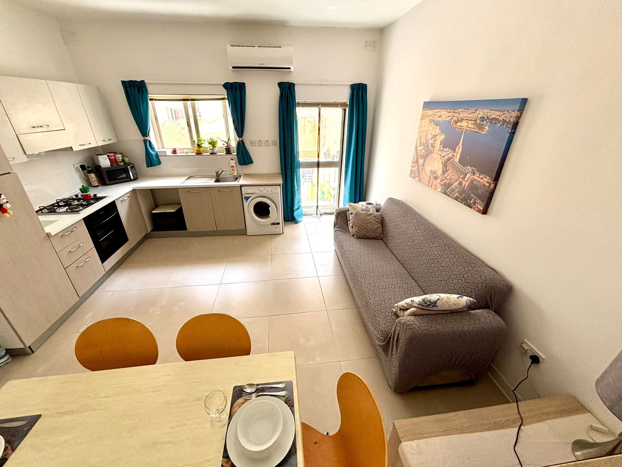 One Double Bedroom Apartment with a Private Backyard in St Julians - thumbnail 2