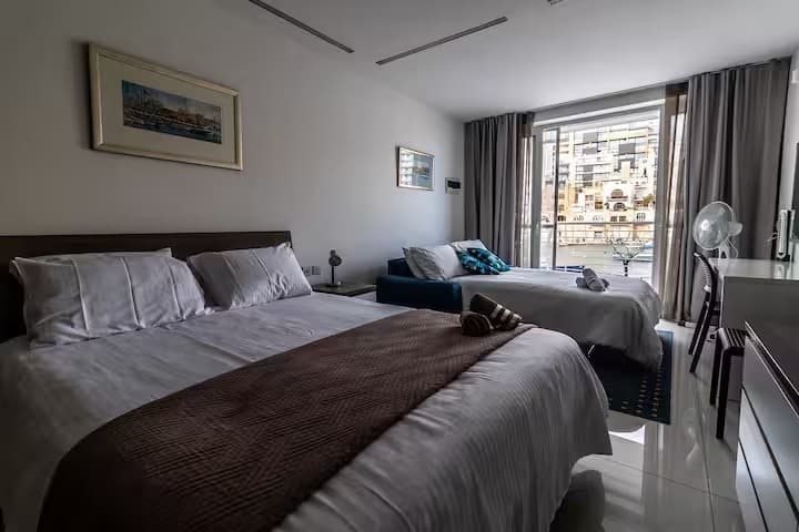 Townhouse in St Julians - thumbnail 16