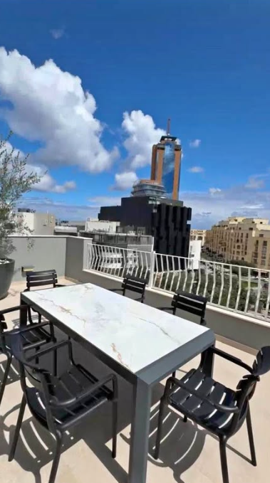 Penthouse in St Julians - Photo 1 of 10