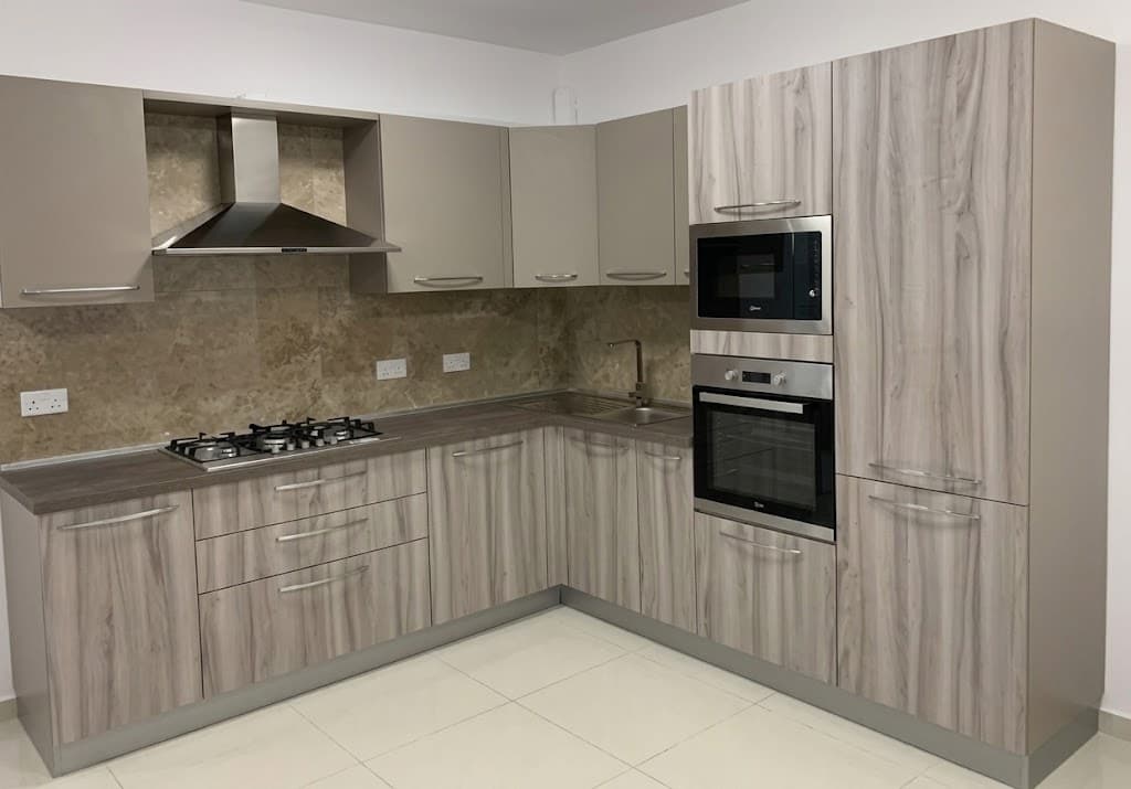 Two Bedrrom Apartment with Balconies in Gzira  - thumbnail 6
