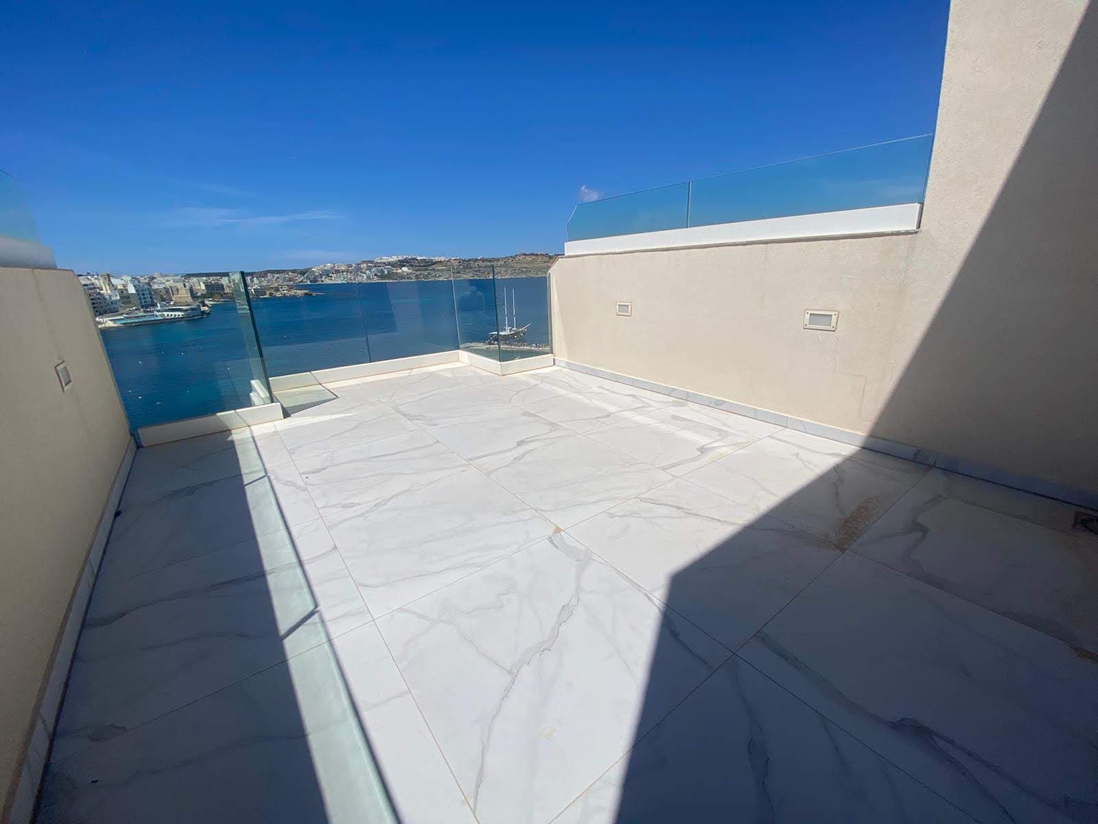 Penthouse in St. Pauls Bay - thumbnail 5
