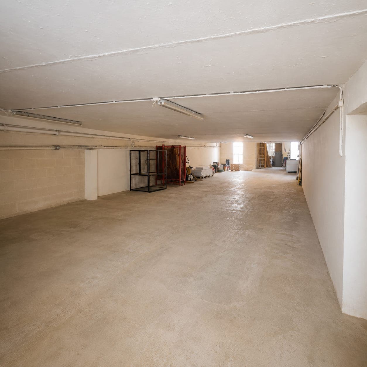 Warehouse in Pieta - Photo 1 of 4