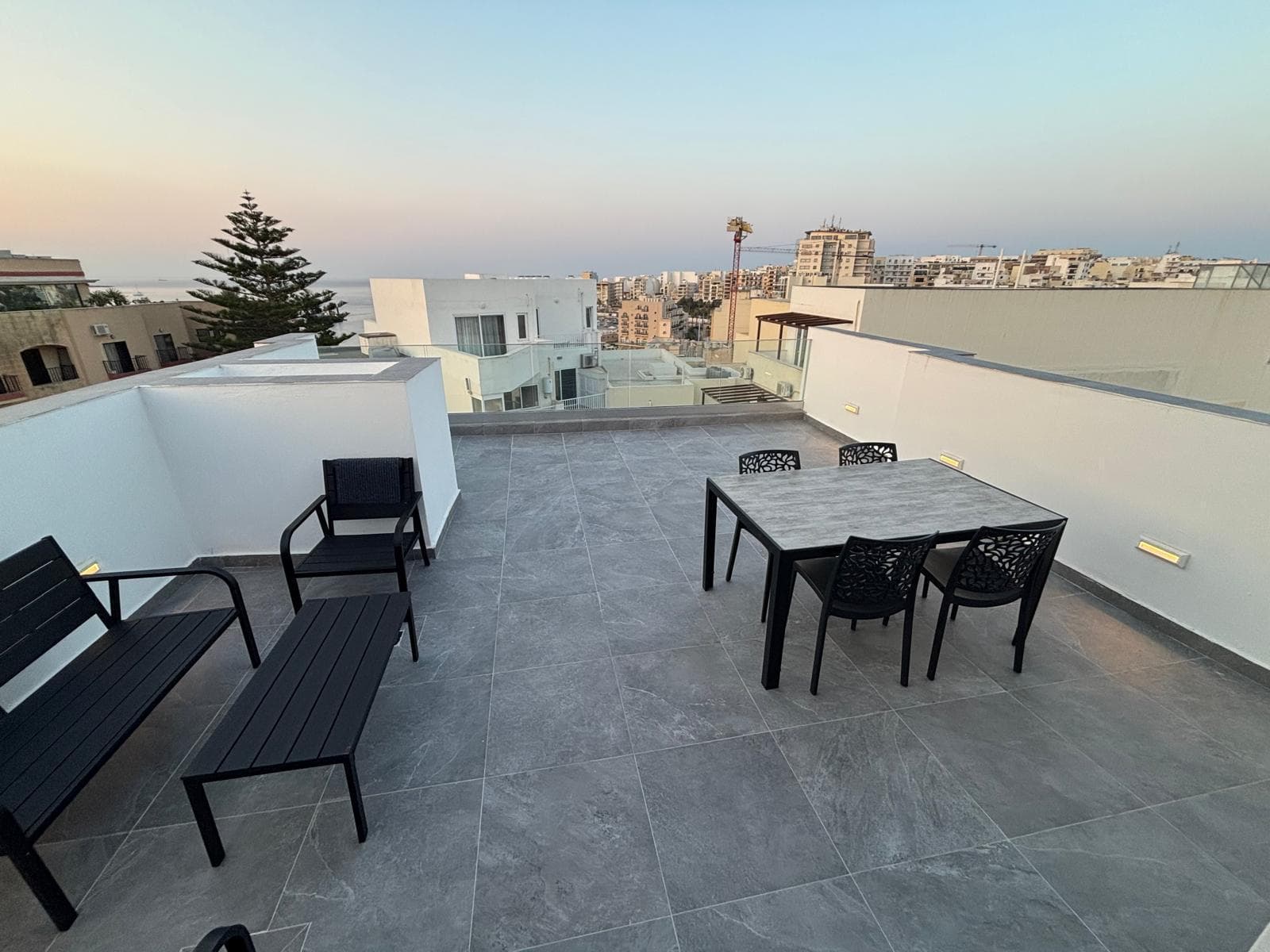 Penthouse in St. Pauls Bay - thumbnail 2