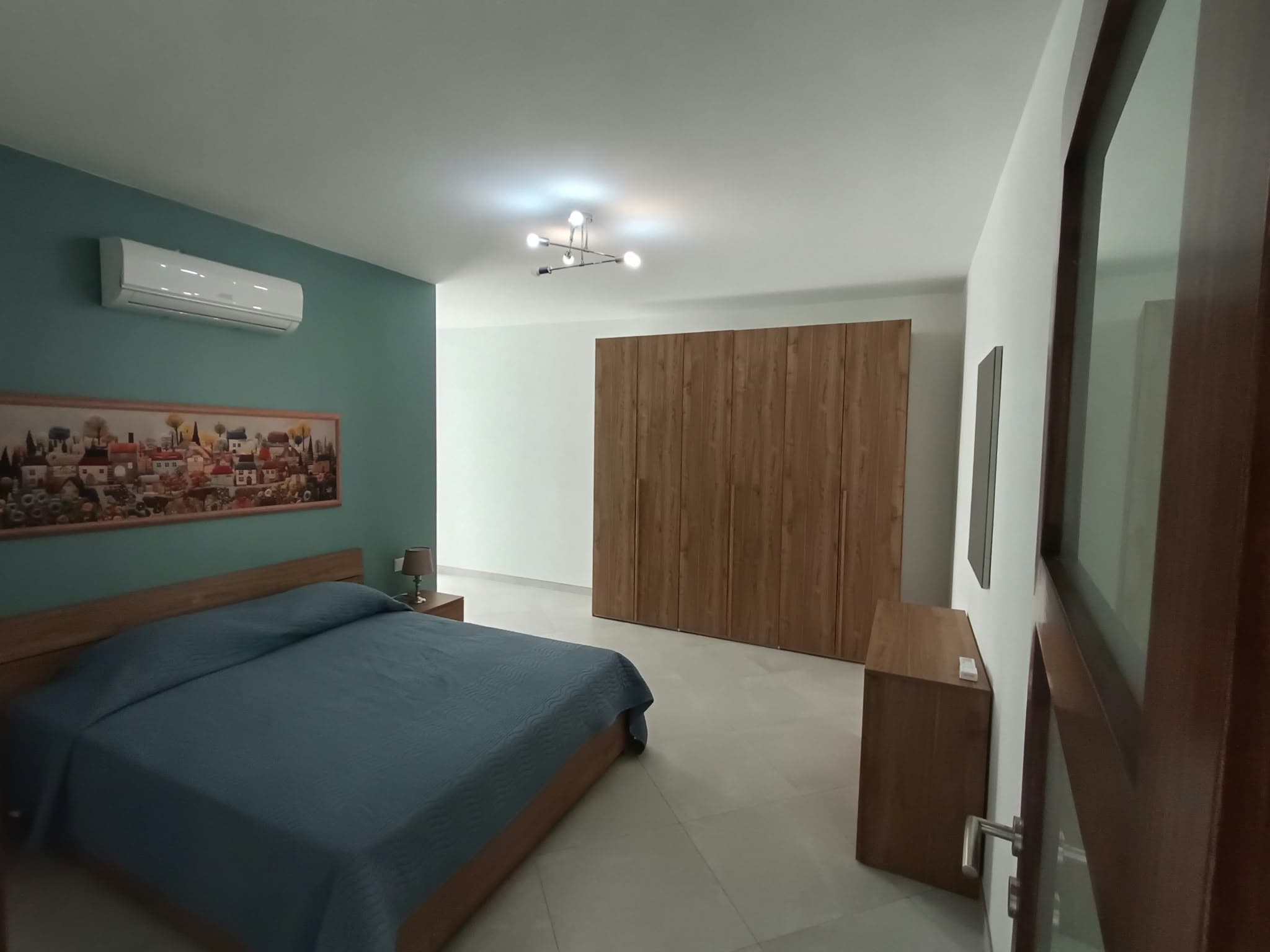 Three Bedroom Apartment with a Large Terrace and Valley Views in Mosta - thumbnail 10