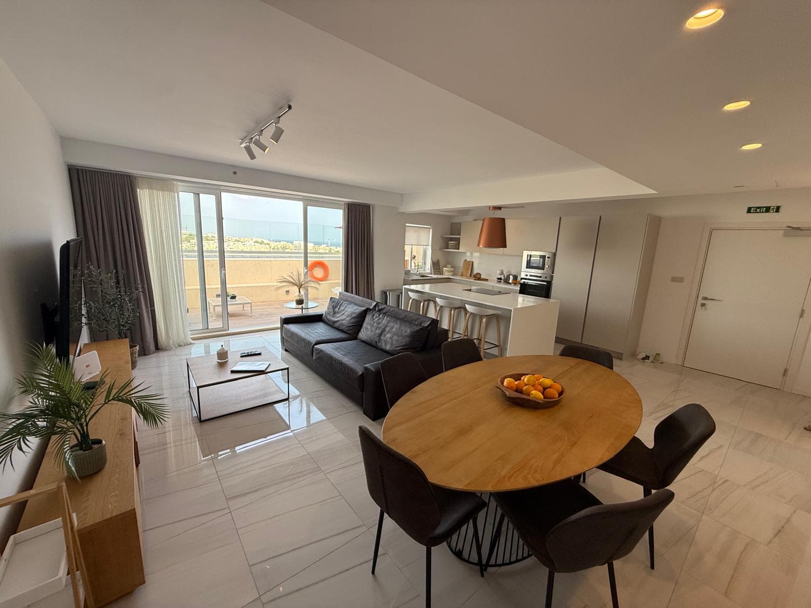 Penthouse in St. Julians - thumbnail 7