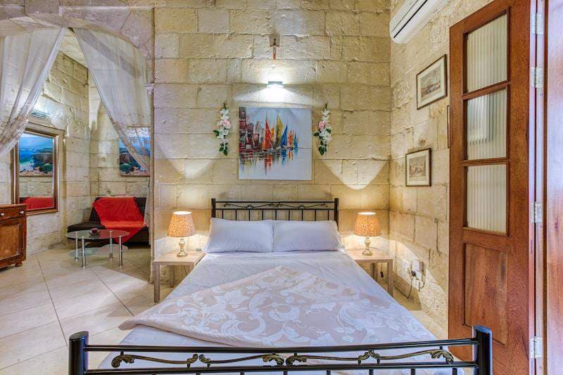 Townhouse in Valletta - thumbnail 15
