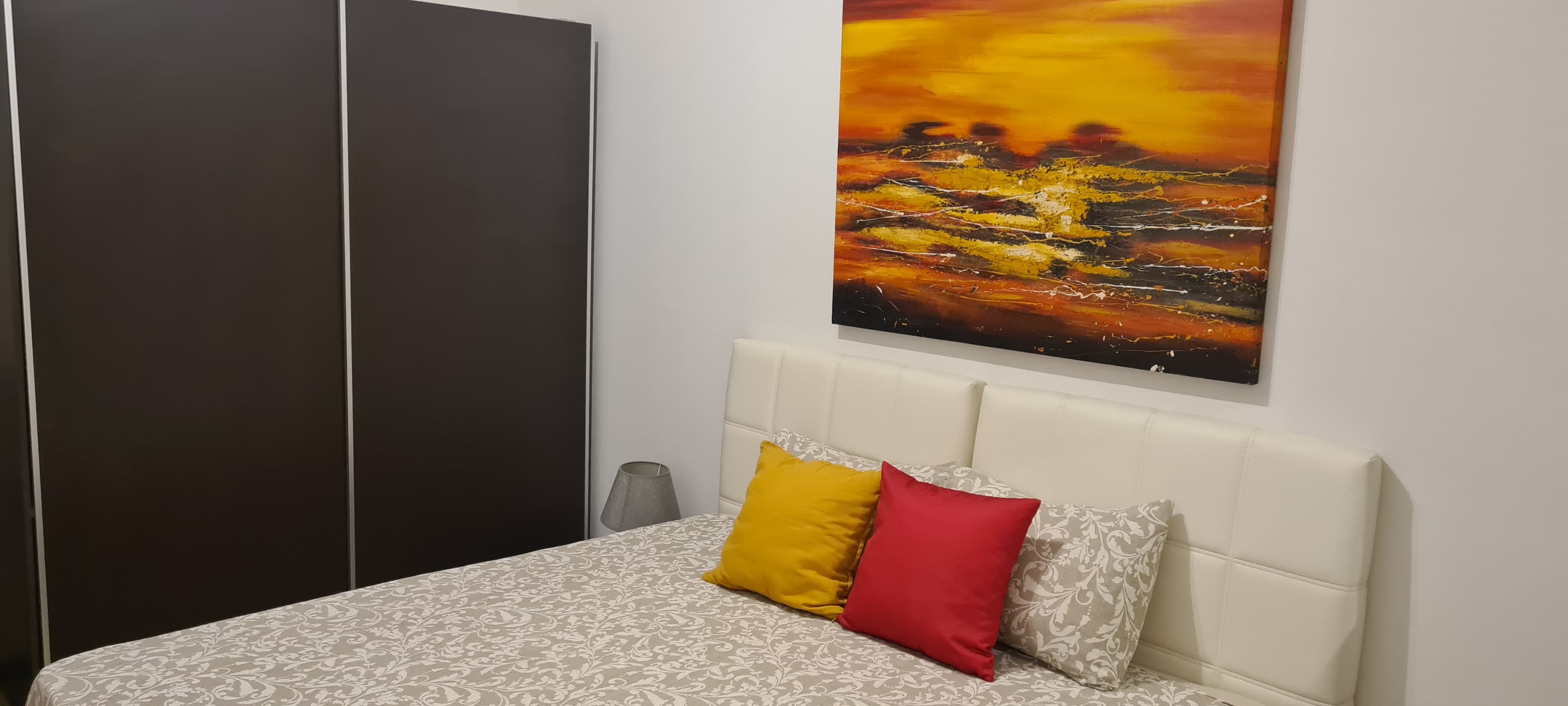 Two Bedroom Apartment with Seaviews in Gzira - thumbnail 10