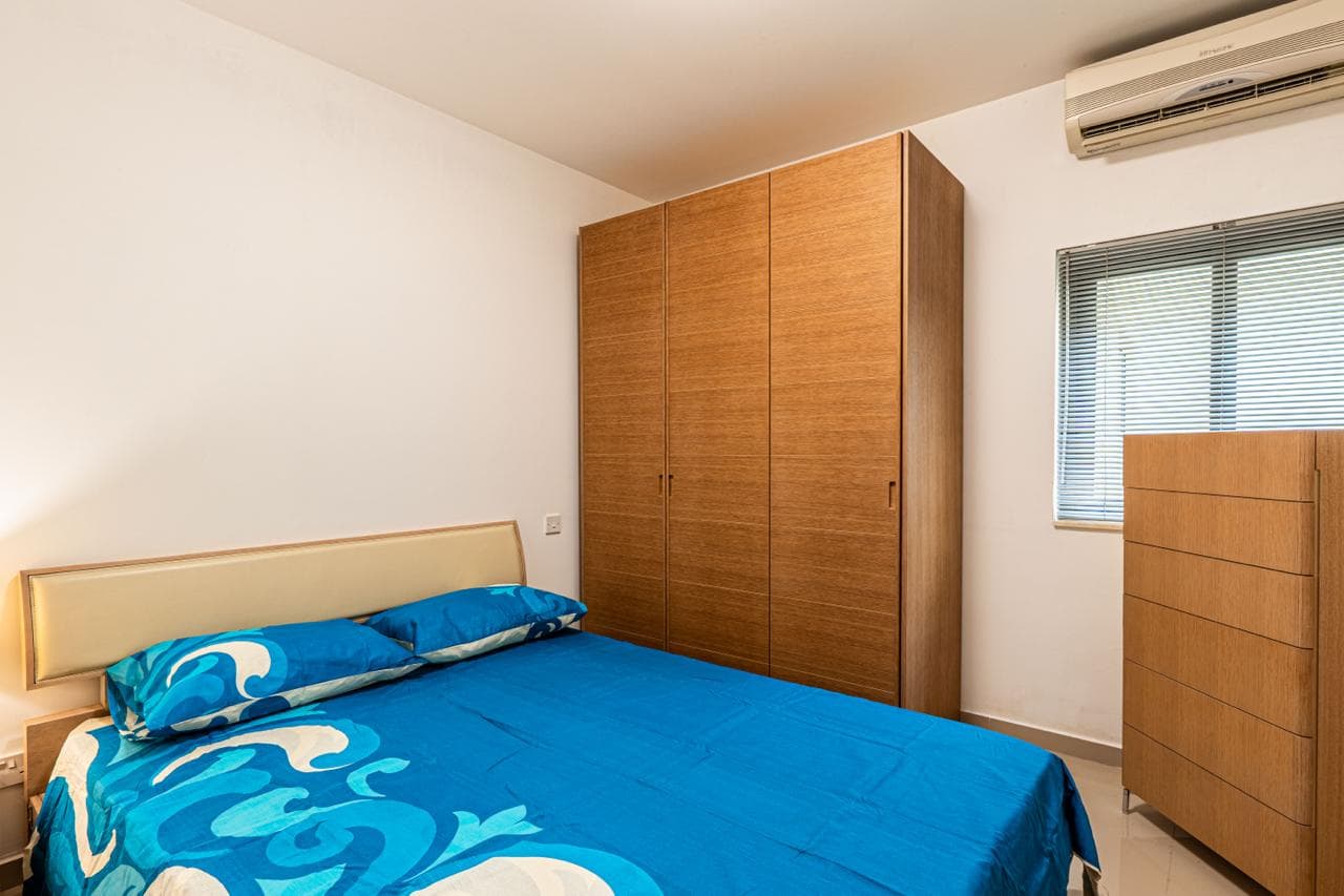 Three Bedroom Modern Apartment in Swieqi - thumbnail 11