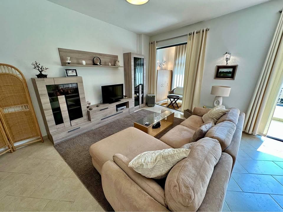 Apartment in St. Julians - thumbnail 2