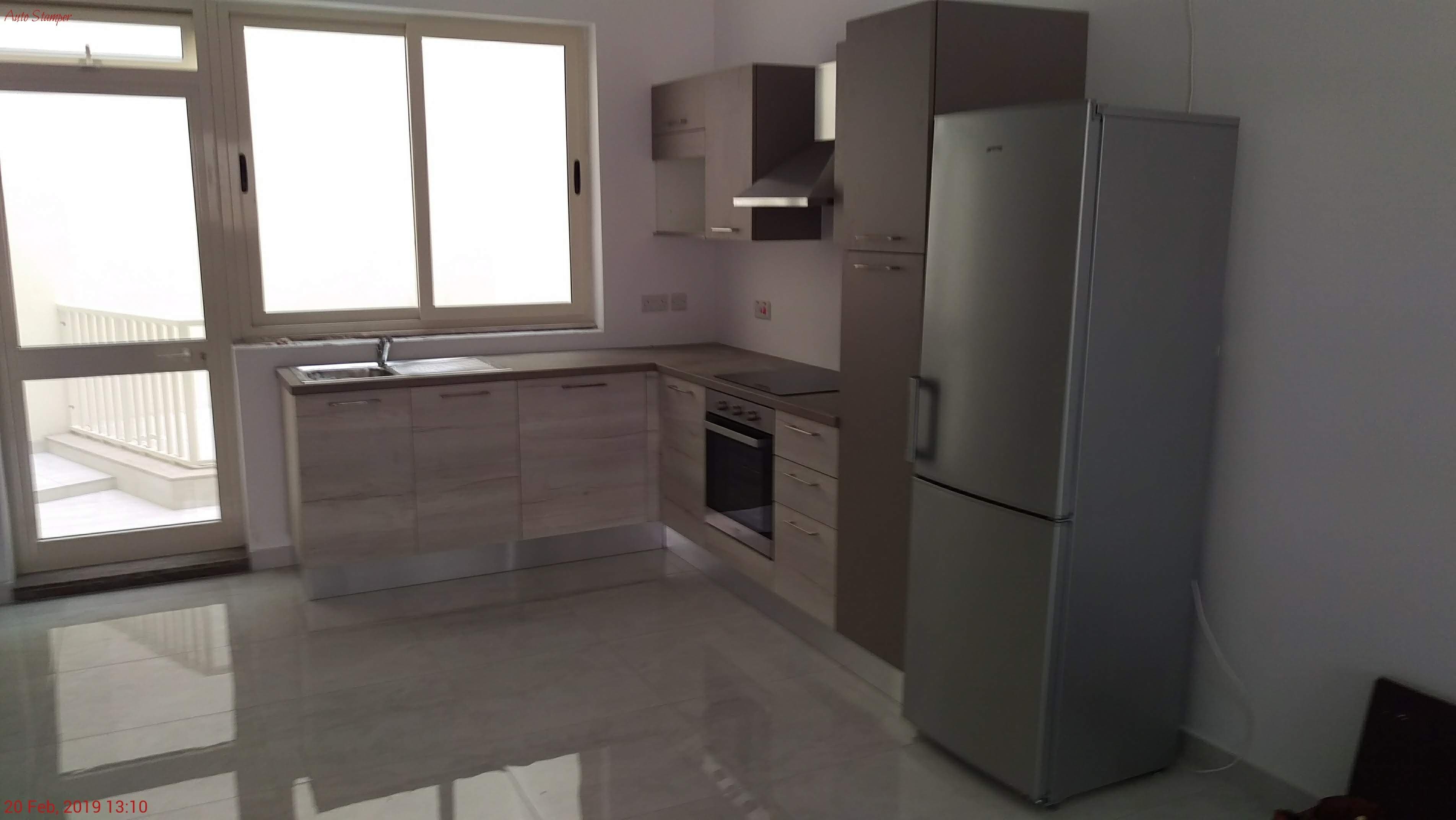 House with spectacular roof terrace in Mgarr - thumbnail 2