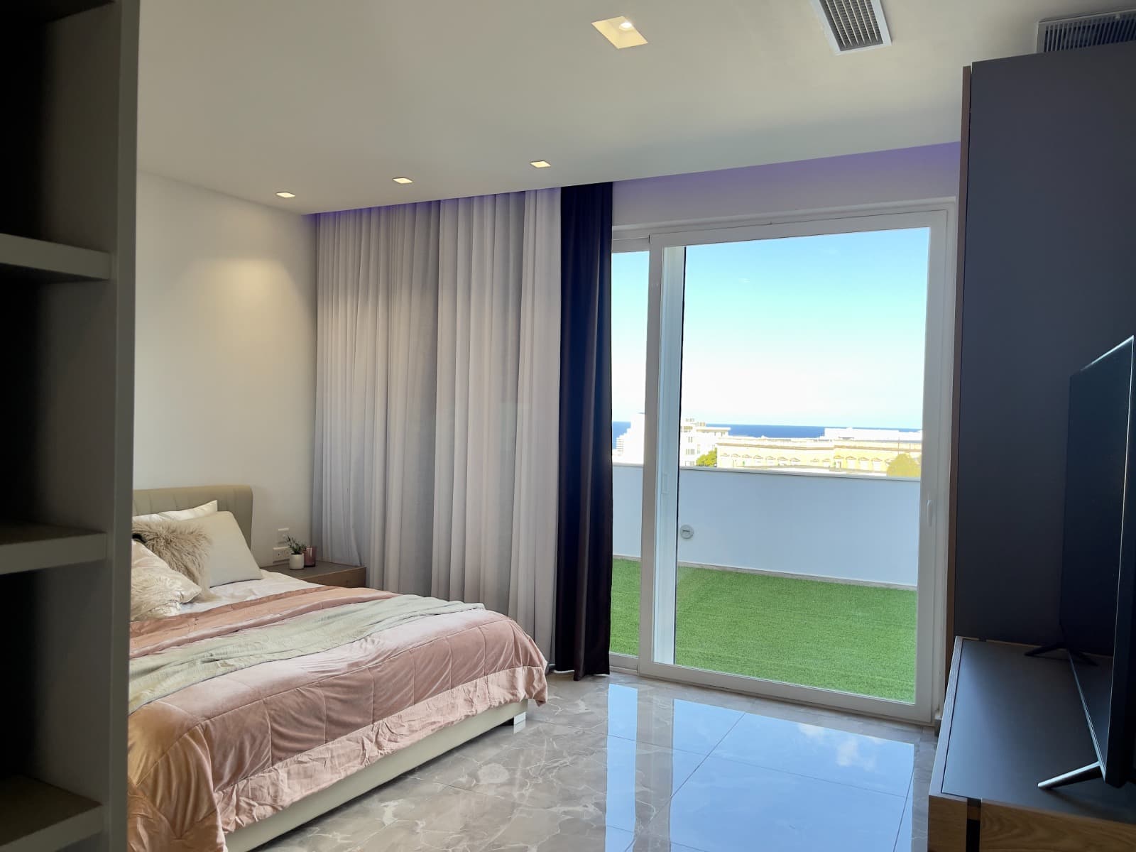 Penthouse in St. Julians - thumbnail 6