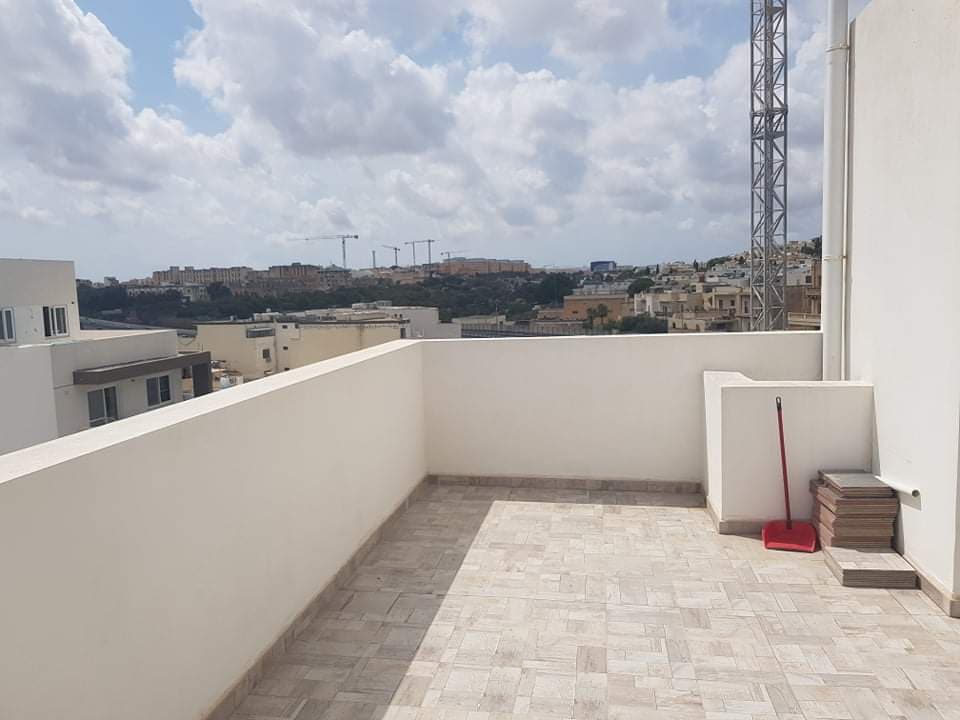 Studio Apartment in Gzira - thumbnail 9