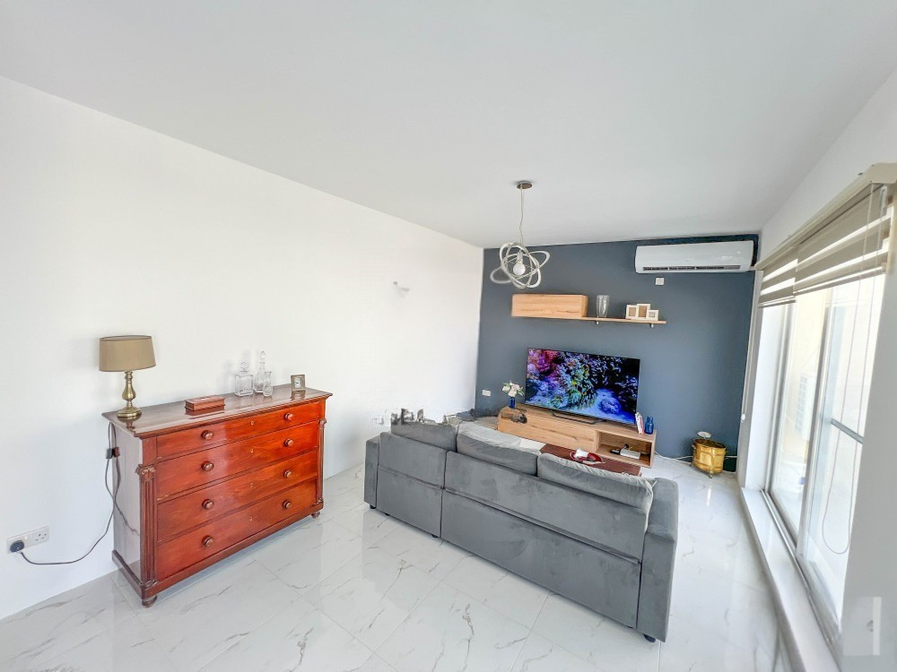 Penthouse in Swieqi - thumbnail 2