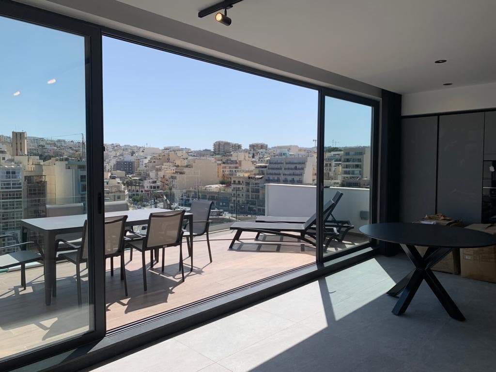Penthouse in St. Julians - thumbnail 23