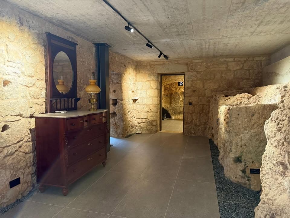 Farmhouse in Mgarr - thumbnail 19