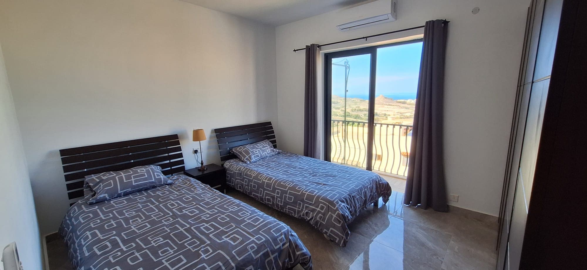 Penthouse with Jacuzzi in Xaghra - thumbnail 12