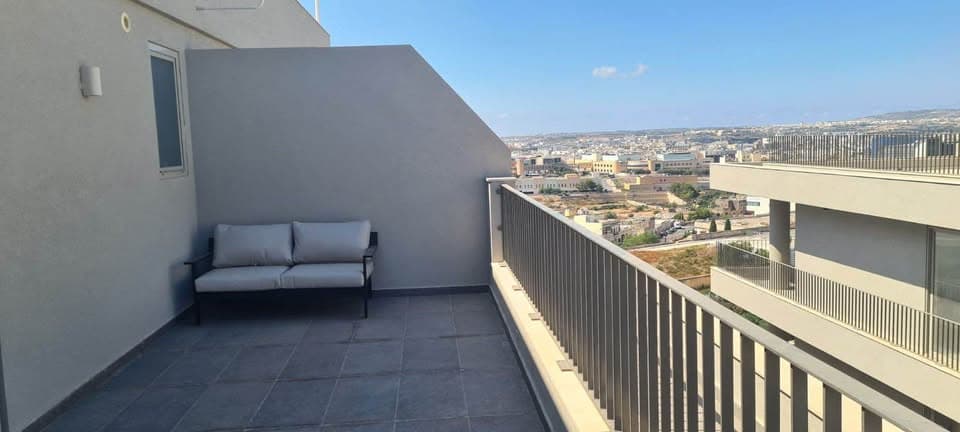 Penthouse in San Gwann - thumbnail 4