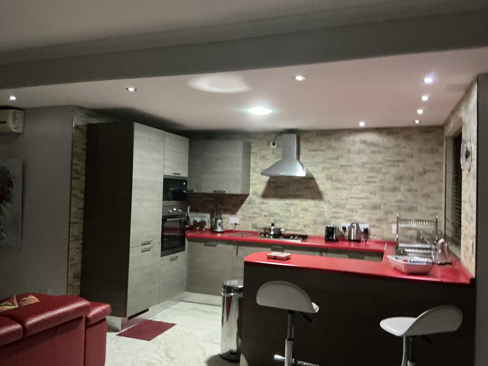Three Bedroom Penthouse with Large Terraces in Marsaskala - thumbnail 3