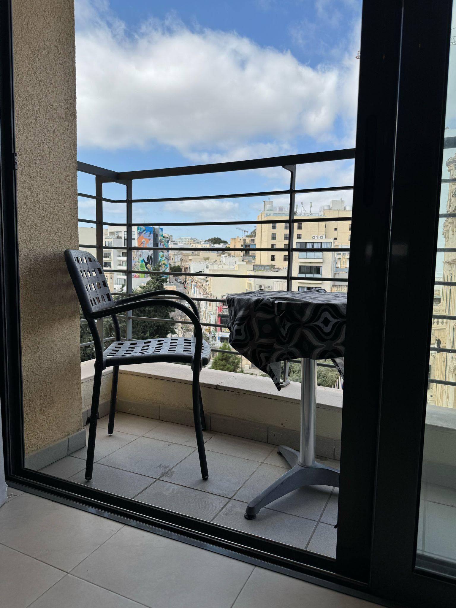 Apartment in St. Julians - thumbnail 2