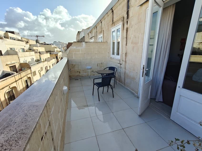 Penthouse in Sliema - Photo 1 of 15