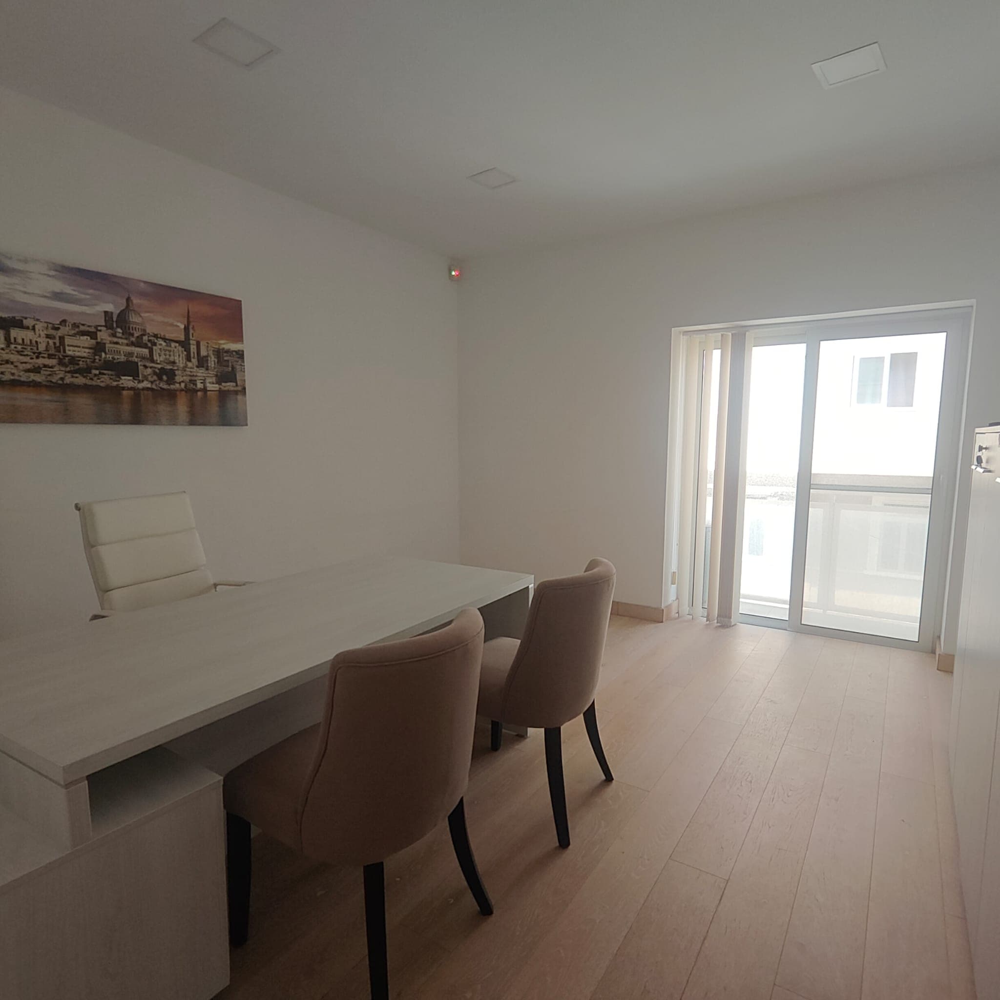 Office in St Julians - thumbnail 5