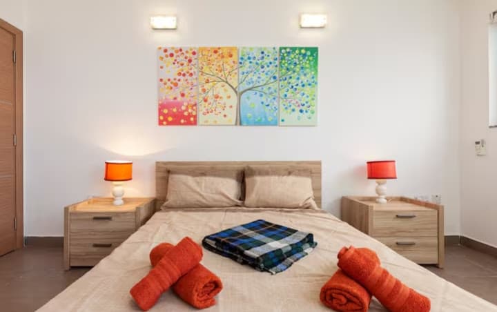Penthouse in St. Pauls Bay - thumbnail 19