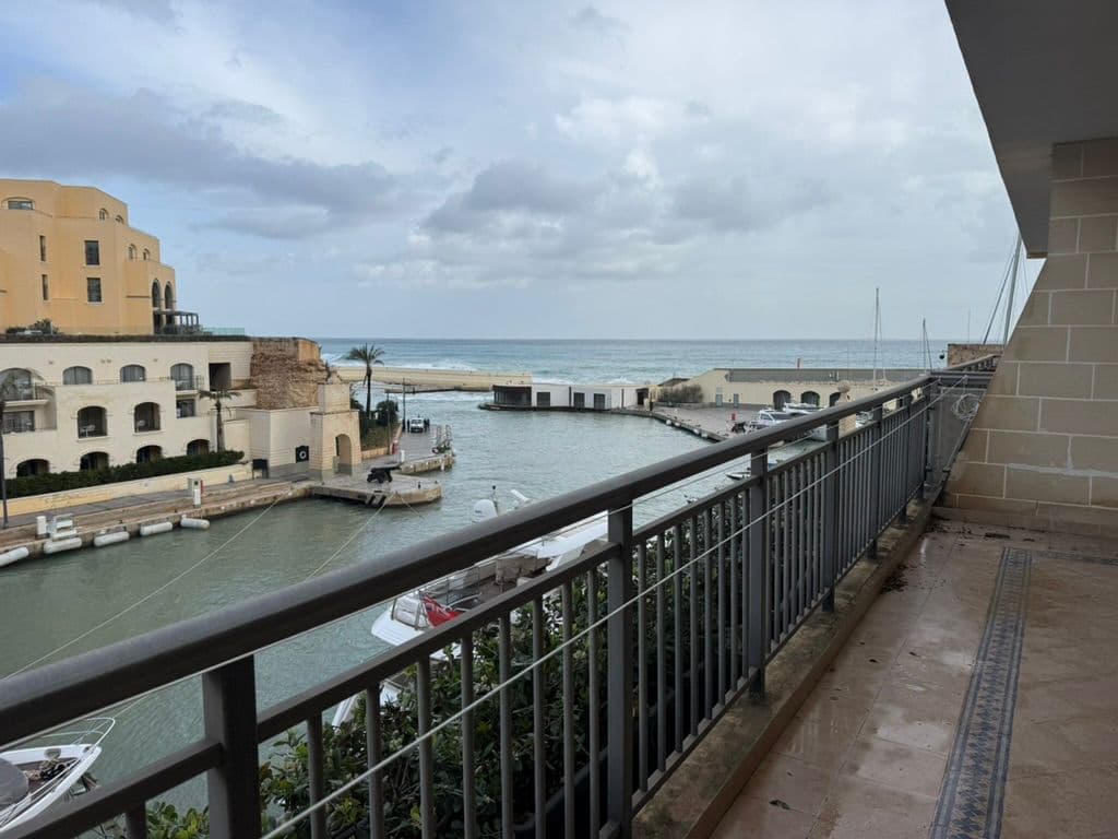 Apartment in Portomaso - thumbnail 17