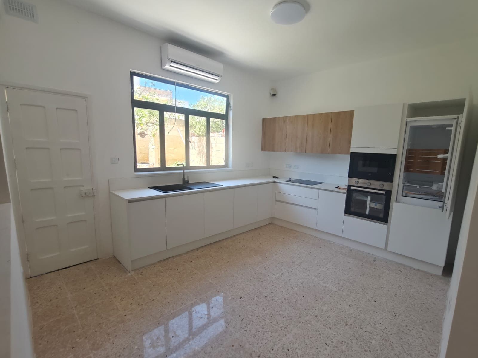 Semi Detached Villa in Attard - thumbnail 17