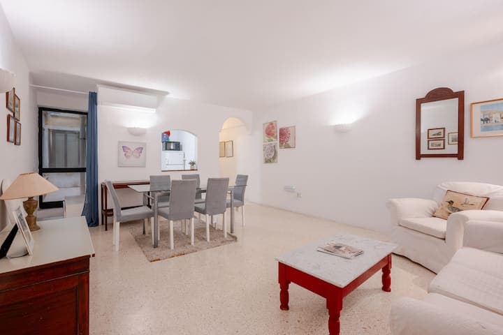 Three Bedroom Apartment with Large Terrace in St Julians  - thumbnail 7