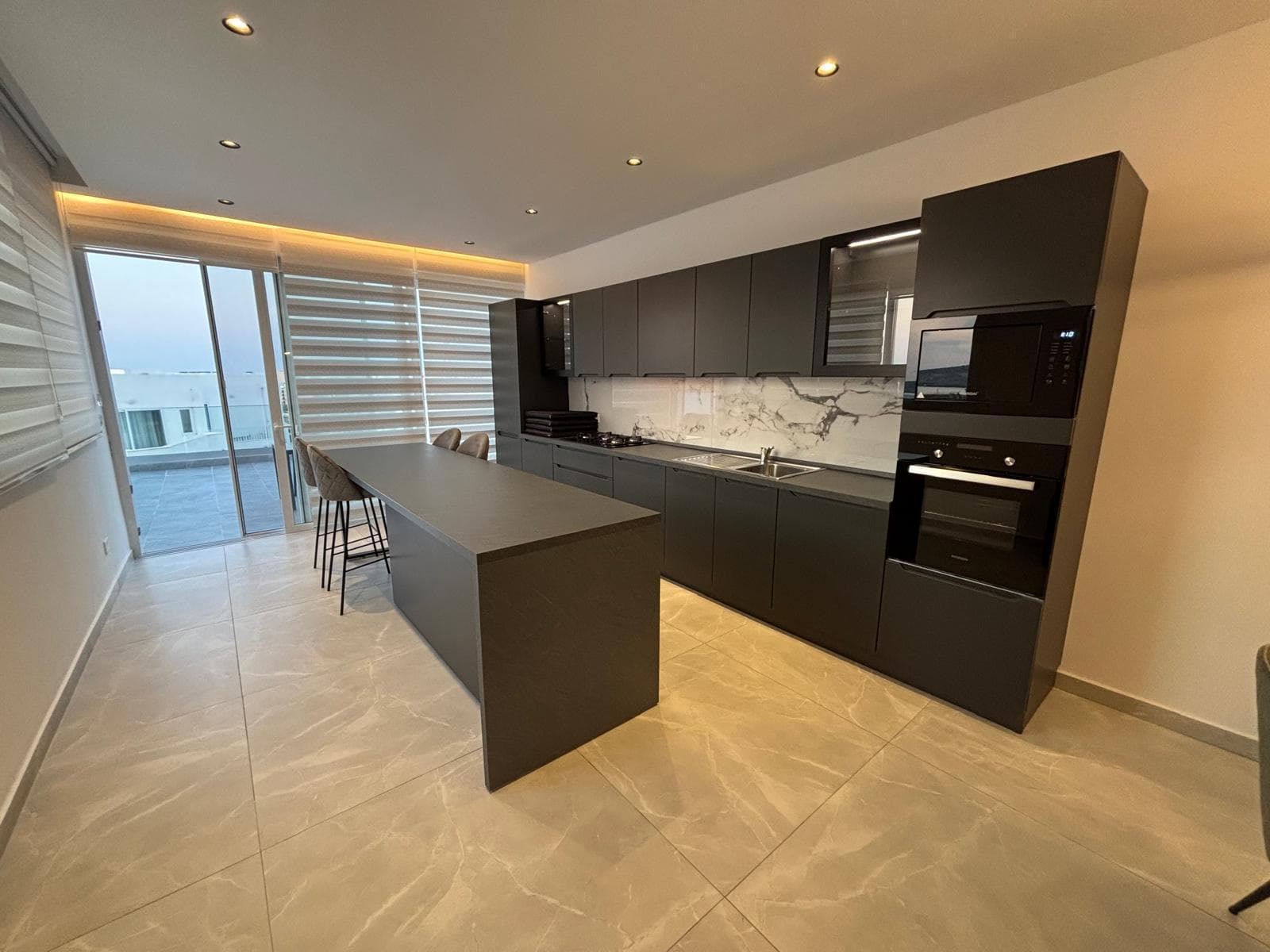 Penthouse in St. Pauls Bay - thumbnail 9